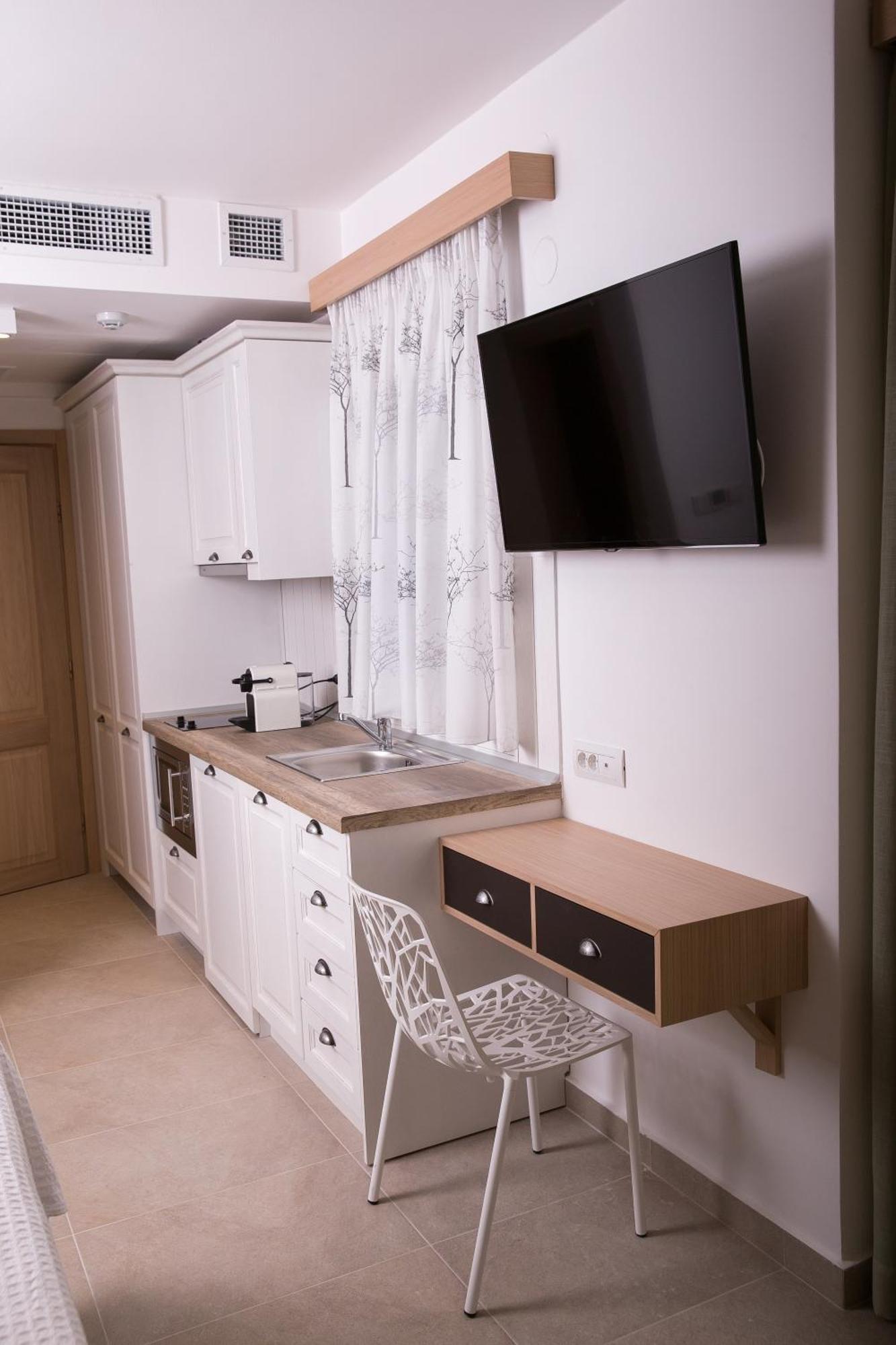 Eco Green Living Toroni Room photo